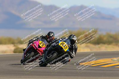 media/Oct-09-2022-SoCal Trackdays (Sun) [[95640aeeb6]]/Turn 15 (150pm)/